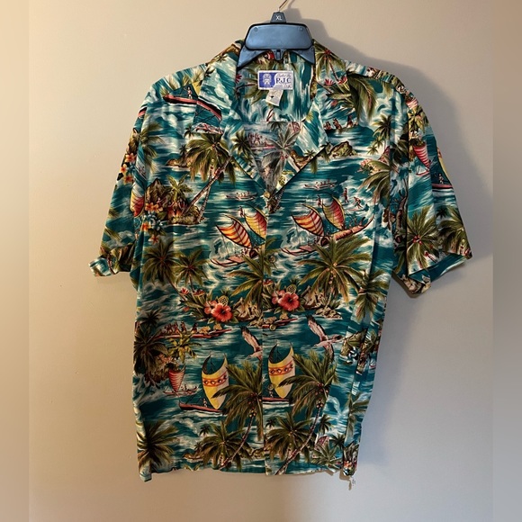 Hawaiian Shirt - Picture 1 of 1
